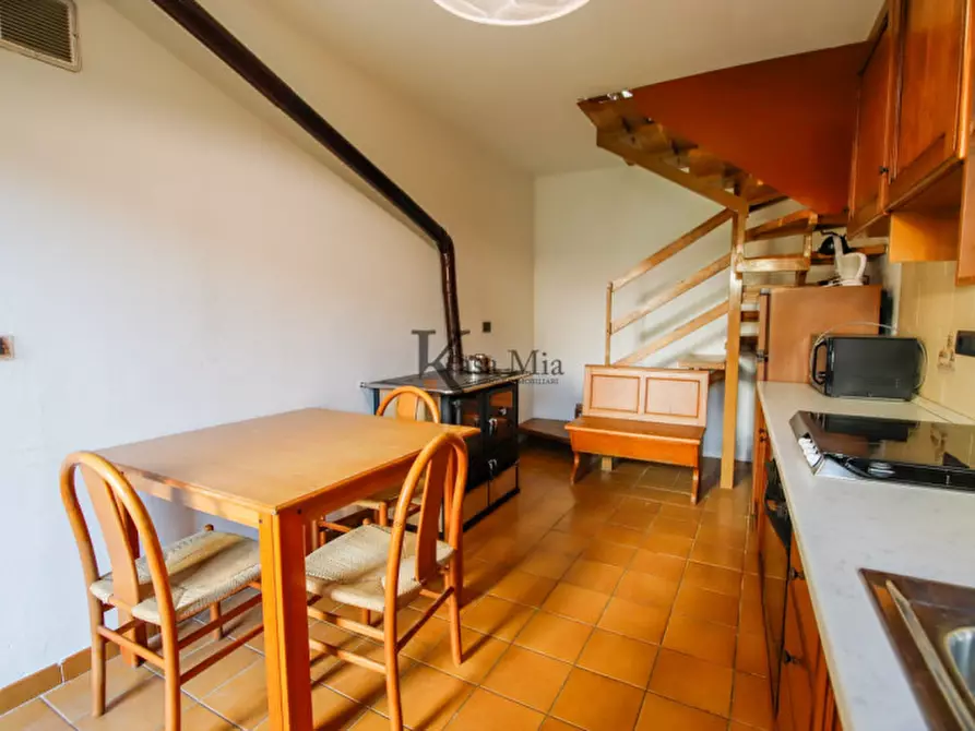 Immagine 10 di Casa indipendente in vendita  in via ivrea n. 24 a Candia Canavese