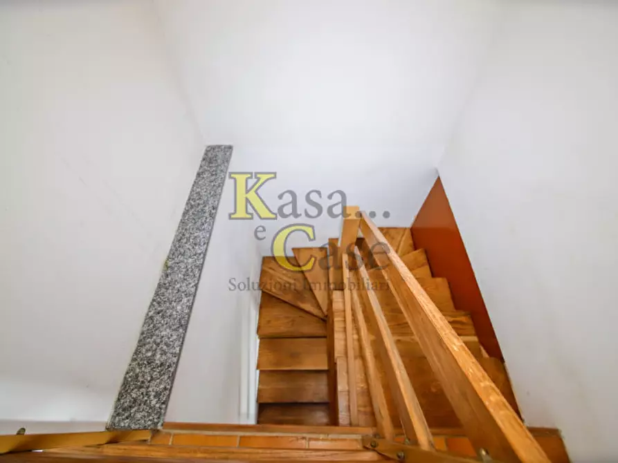 Immagine 12 di Casa indipendente in vendita  in via ivrea n. 24 a Candia Canavese