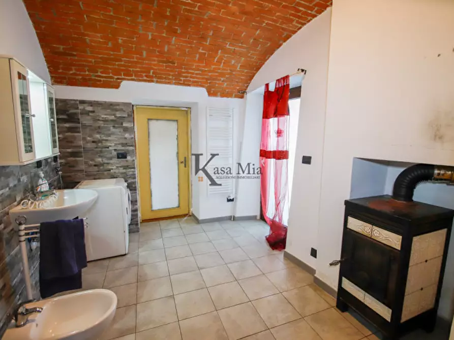 Immagine 30 di Casa indipendente in vendita  in via ivrea n. 24 a Candia Canavese