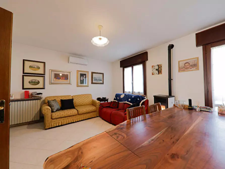 Immagine 3 di Casa indipendente in vendita  in via vallancon ovest a Ospedaletto Euganeo