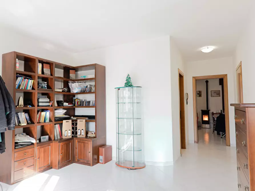 Immagine 4 di Casa indipendente in vendita  in via vallancon ovest a Ospedaletto Euganeo