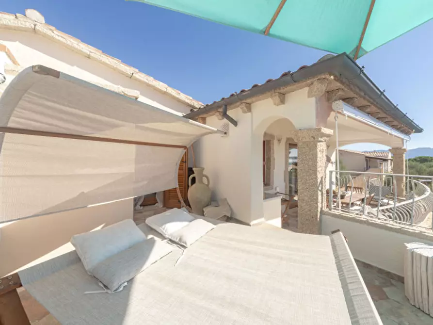 Immagine 1 di Appartamento in vendita  in Via delle brezze a Olbia