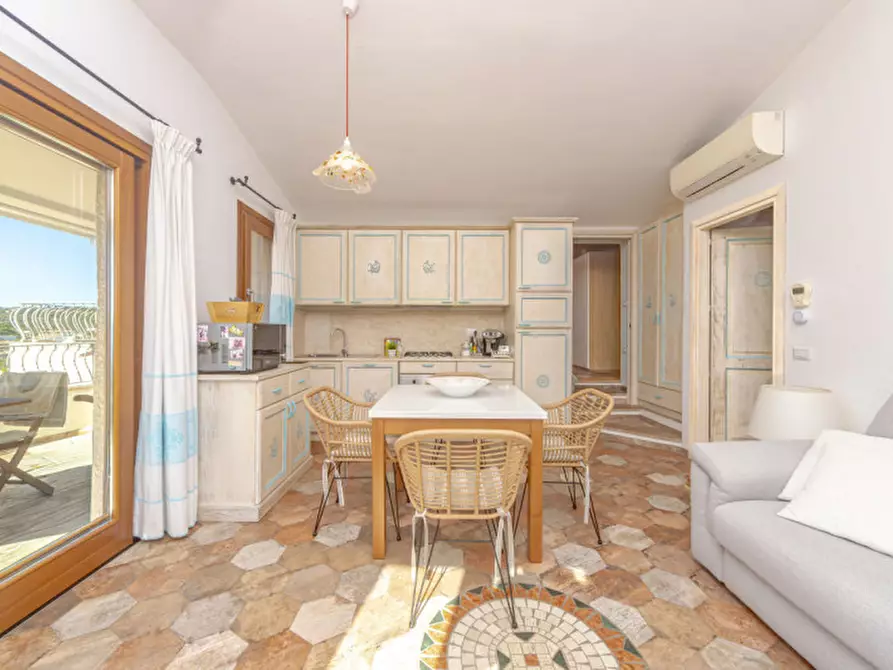 Immagine 7 di Appartamento in vendita  in Via delle brezze a Olbia