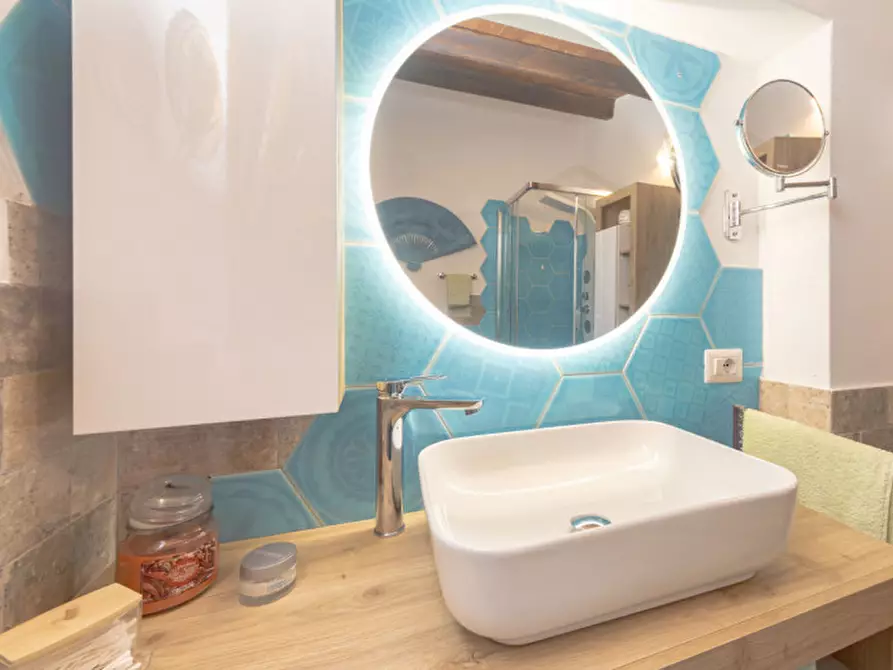 Immagine 22 di Appartamento in vendita  in Via delle brezze a Olbia