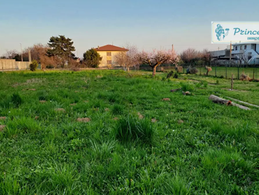 Immagine 3 di Terreno in vendita  in Via Molette 10 a Schio