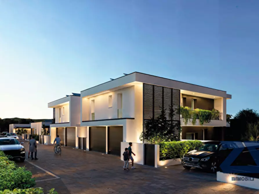 Immagine 7 di Appartamento in vendita  in via San Pio X a Castelfranco Veneto