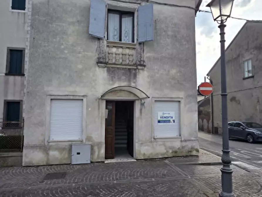 Immagine 2 di Appartamento in vendita  in Via Beato Luigi Guanella a Fratta Polesine