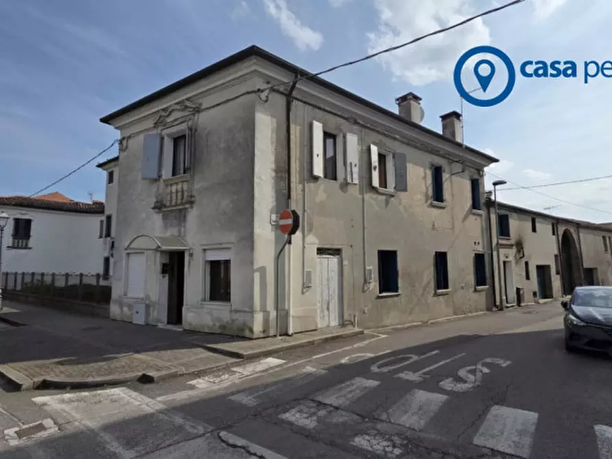 Immagine 2 di Appartamento in vendita  in Via Beato Luigi Guanella a Fratta Polesine