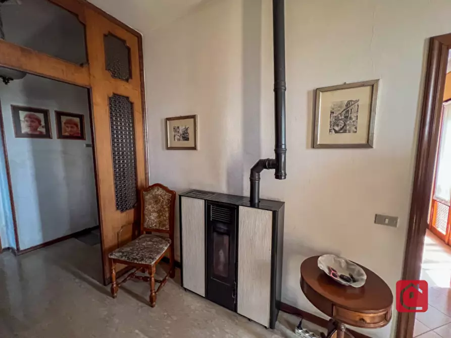 Immagine 15 di Casa bifamiliare in vendita  in Via Giacomo Leopardi 38 a Correzzola