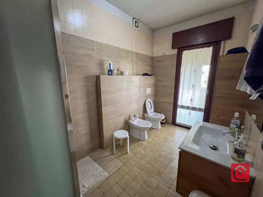 Immagine 22 di Casa bifamiliare in vendita  in Via Giacomo Leopardi 38 a Correzzola