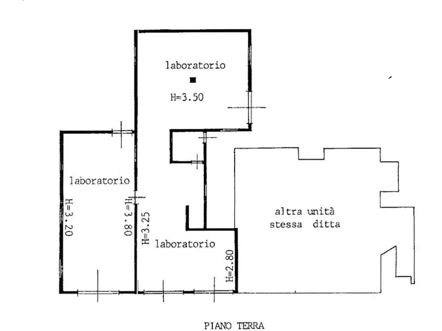 Immagine 27 di Casa bifamiliare in vendita  in Via Giacomo Leopardi 38 a Correzzola