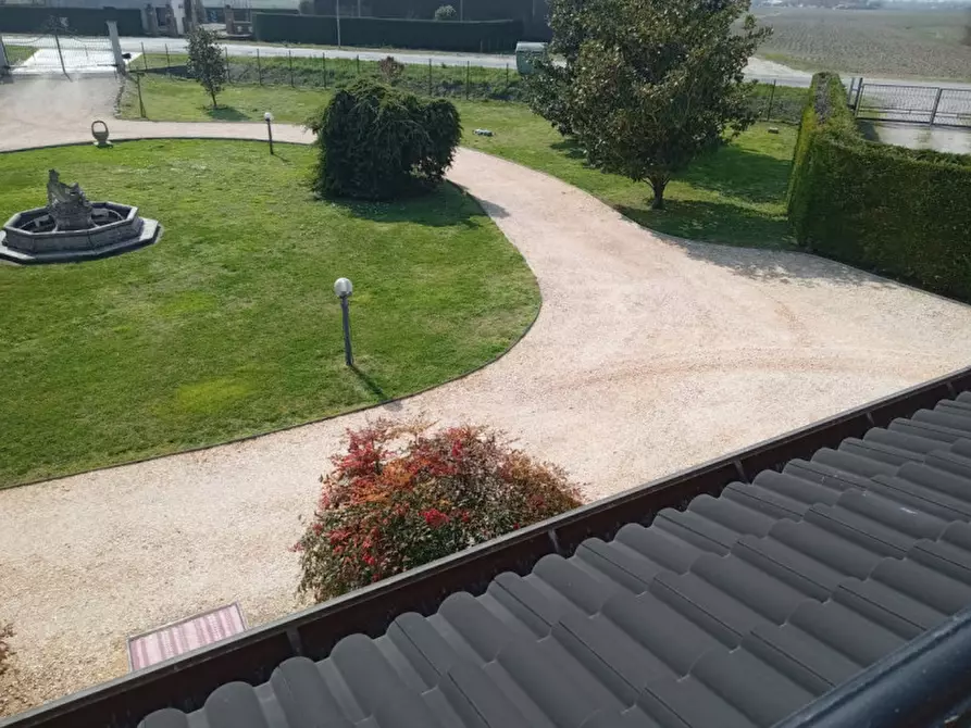 Immagine 7 di Casa indipendente in vendita  a Chioggia