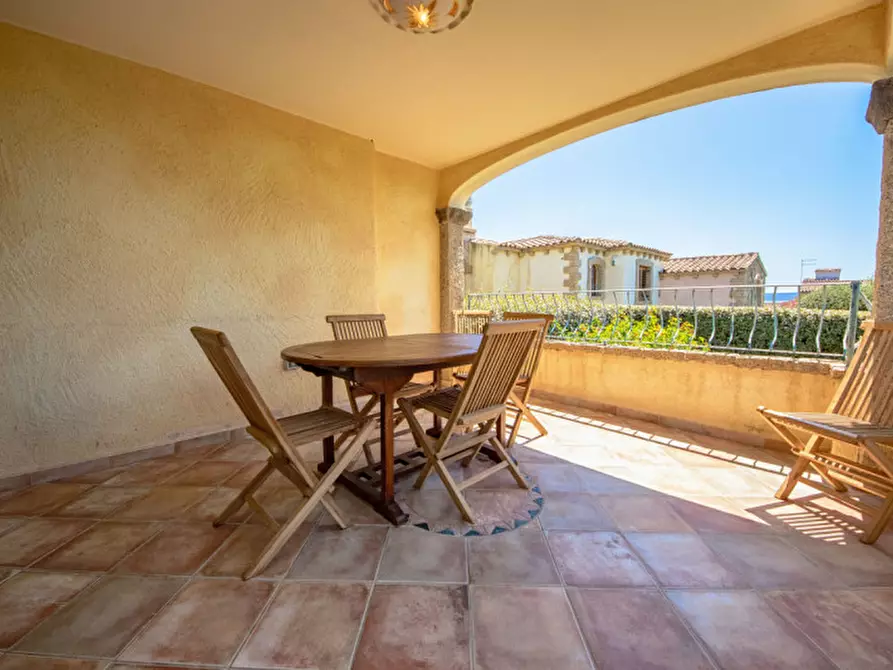 Immagine 6 di Villetta a schiera in vendita  in Via Mar Ligure a Olbia