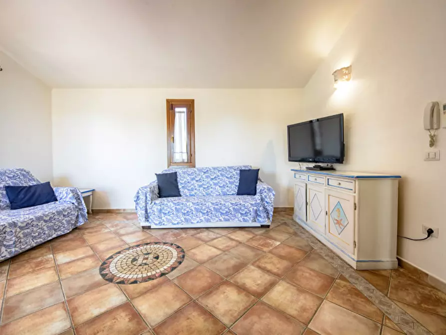 Immagine 9 di Villetta a schiera in vendita  in Via Mar Ligure a Olbia