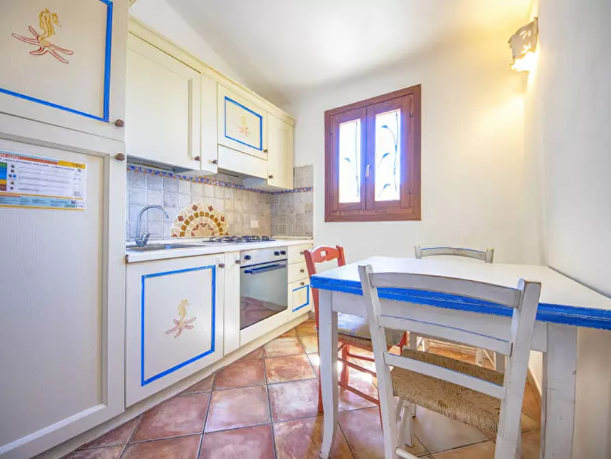 Immagine 10 di Villetta a schiera in vendita  in Via Mar Ligure a Olbia