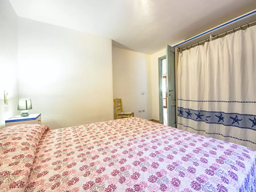 Immagine 17 di Villetta a schiera in vendita  in Via Mar Ligure a Olbia