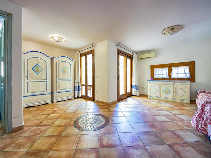 Immagine 18 di Villetta a schiera in vendita  in Via Mar Ligure a Olbia