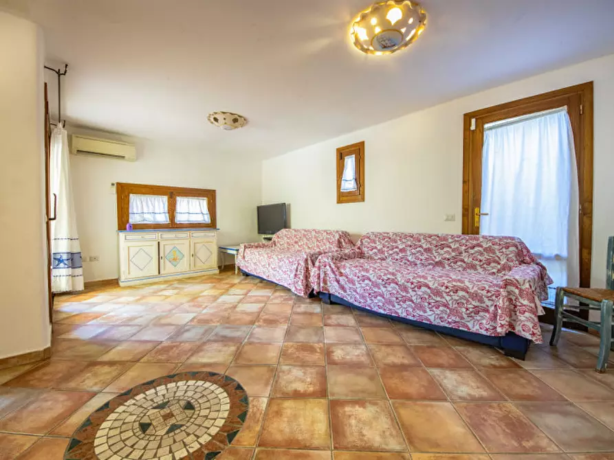 Immagine 19 di Villetta a schiera in vendita  in Via Mar Ligure a Olbia