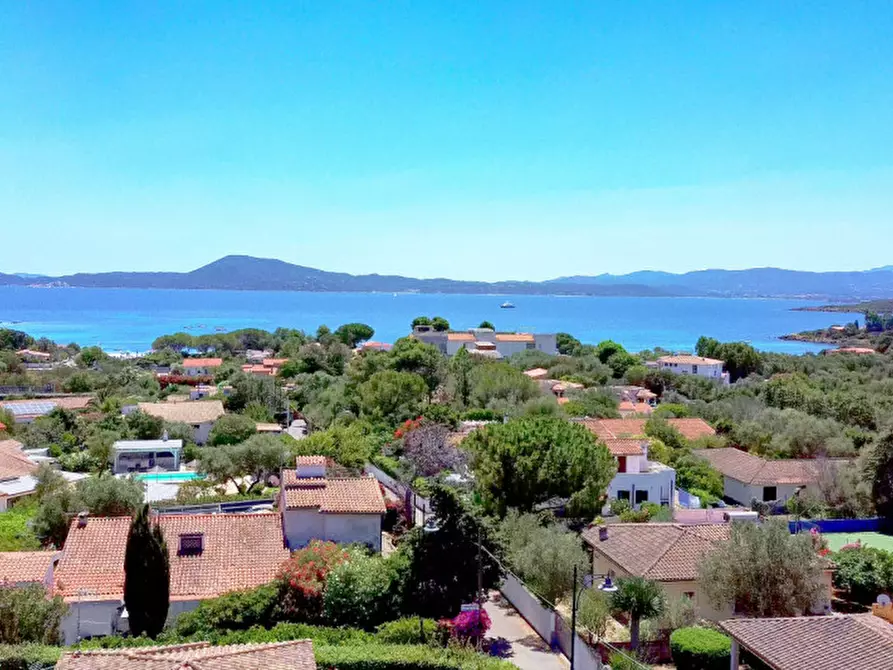 Immagine 30 di Villetta a schiera in vendita  in Via Mar Ligure a Olbia