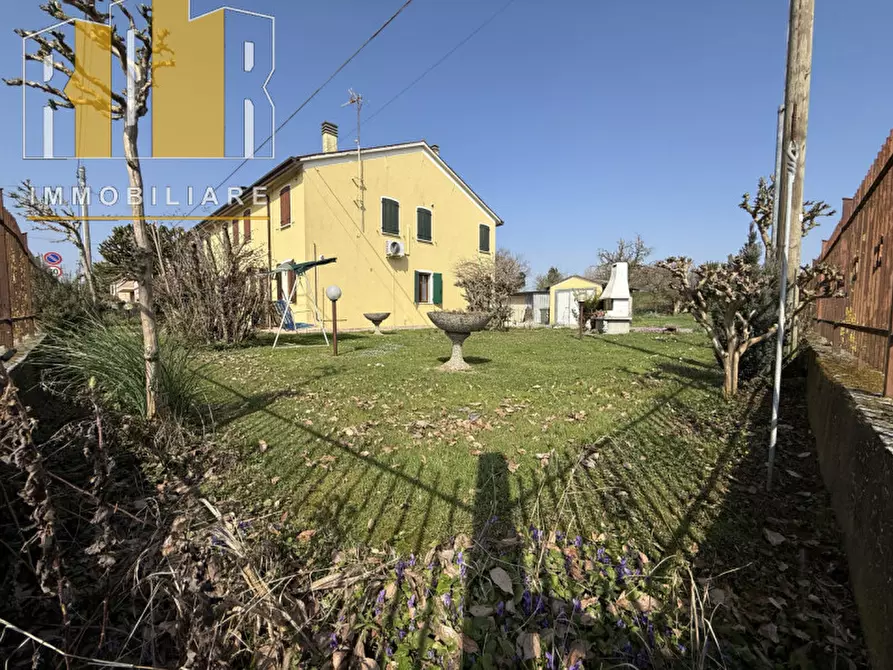 Immagine 2 di Casa bifamiliare in vendita  in Via Zuccherificio 849 a Pontelongo