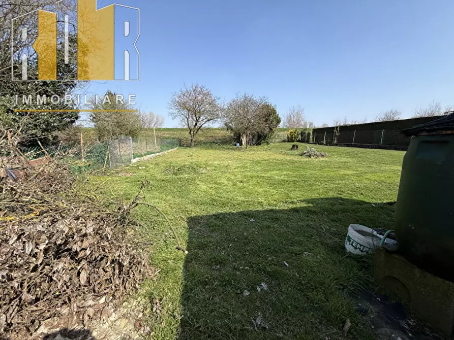 Immagine 3 di Casa bifamiliare in vendita  in Via Zuccherificio 849 a Pontelongo