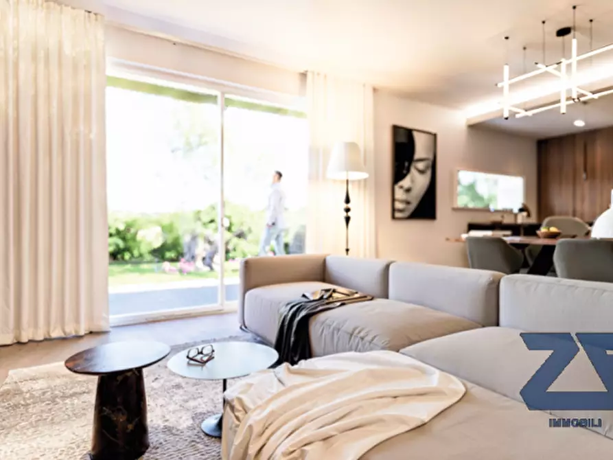 Immagine 6 di Villa in vendita  in Via San Pio X a Castelfranco Veneto