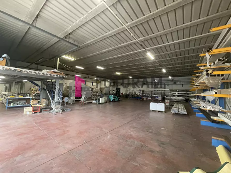 Immagine 2 di Capannone industriale in affitto  in via roma 1 a Bovolenta