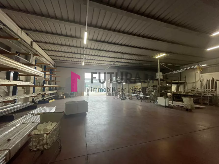 Immagine 5 di Capannone industriale in affitto  in via roma 1 a Bovolenta