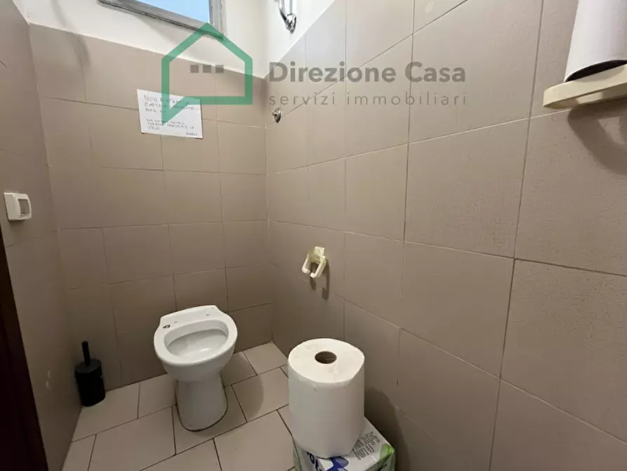 Immagine 7 di Negozio in vendita  in VIA GENERALE FRANCESCO PIGNATELLI a Napoli