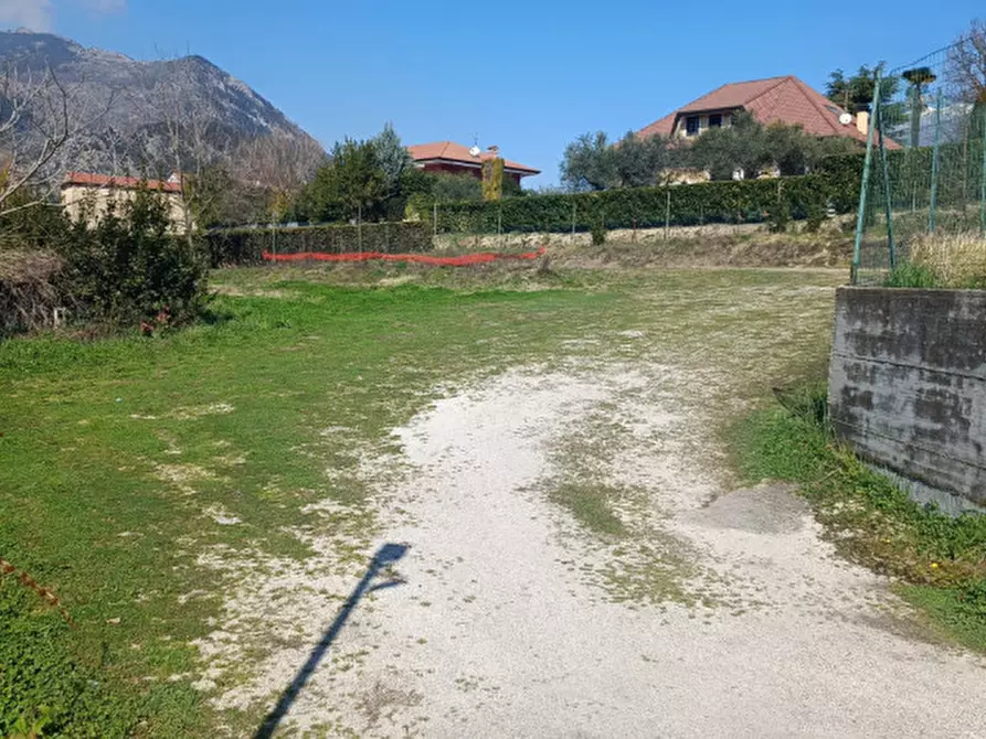 Immagine 2 di Negozio in vendita  in Via Sferracavallo a Sora