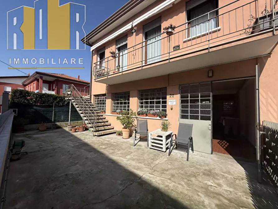 Immagine 2 di Casa bifamiliare in vendita  in Via Montello a Noventa Padovana