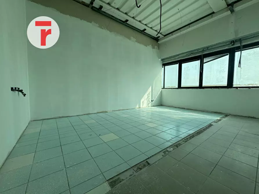 Immagine 11 di Capannone industriale in vendita  in via salgari a Santa Maria Di Sala