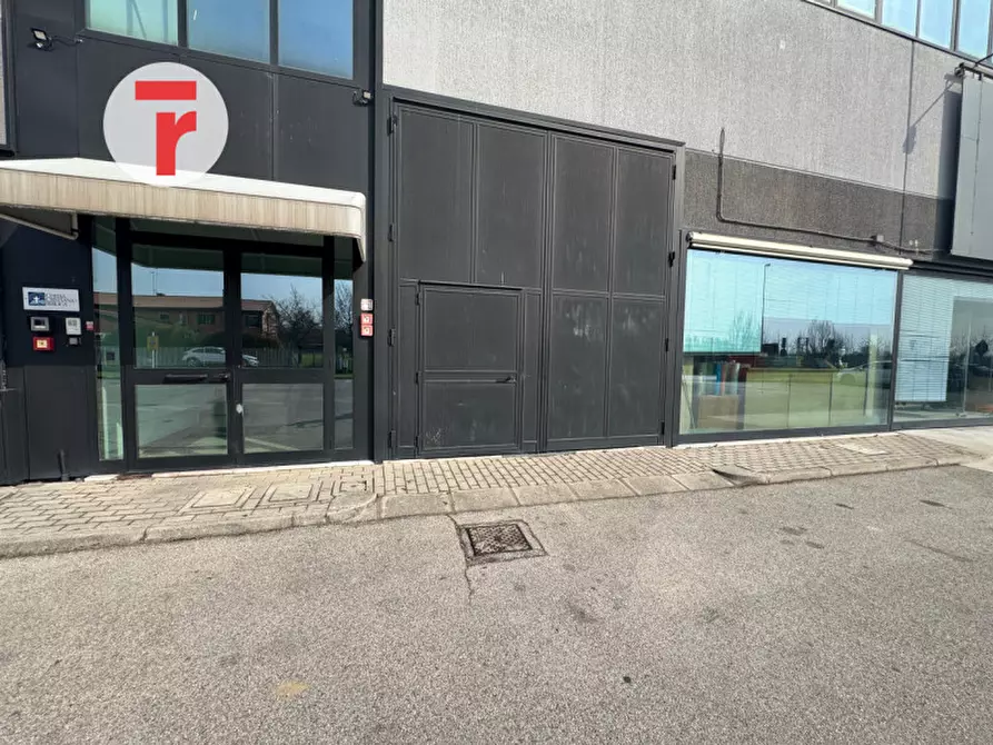 Immagine 16 di Capannone industriale in vendita  in via salgari a Santa Maria Di Sala