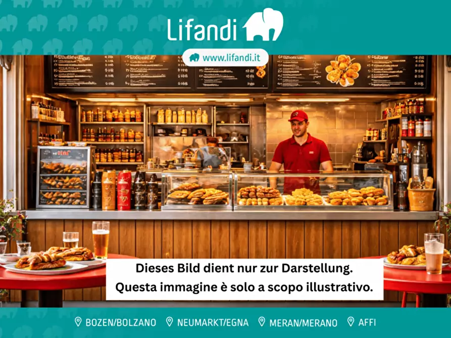 Immagine 1 di Attività commerciale in vendita  in Piazza di Cles a Cles