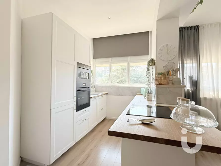 Immagine 8 di Appartamento in vendita  in viale caduti per la resistenza a Roma