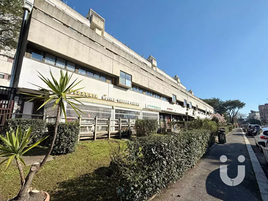 Immagine 19 di Appartamento in vendita  in viale caduti per la resistenza a Roma