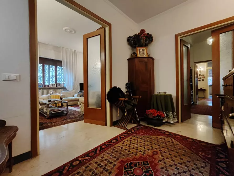 Immagine 3 di Appartamento in vendita  in VIALE CALATAFIMI a Firenze