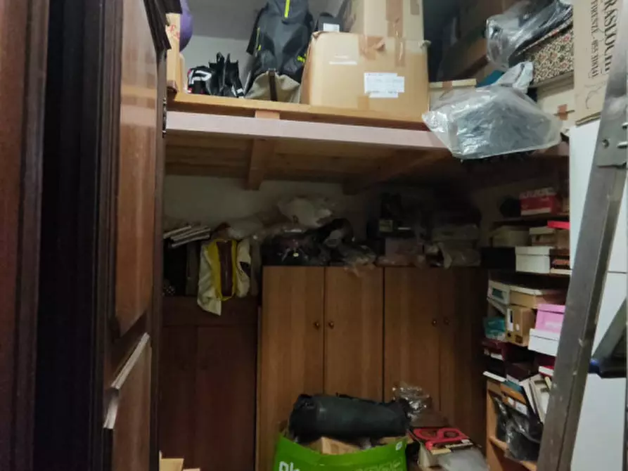 Immagine 25 di Appartamento in vendita  in VIALE CALATAFIMI a Firenze