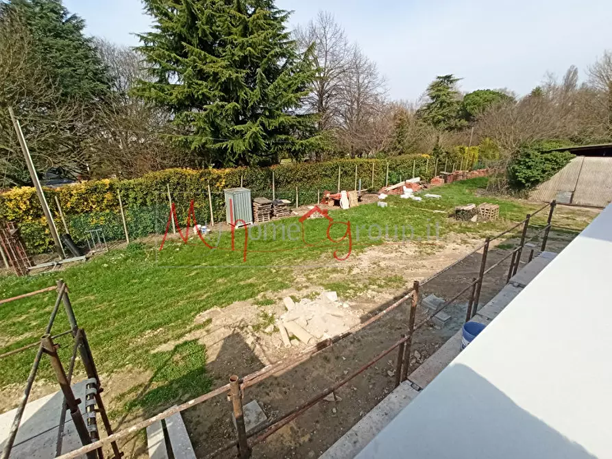 Immagine 4 di Casa bifamiliare in vendita  in via xi febbraio a Legnaro