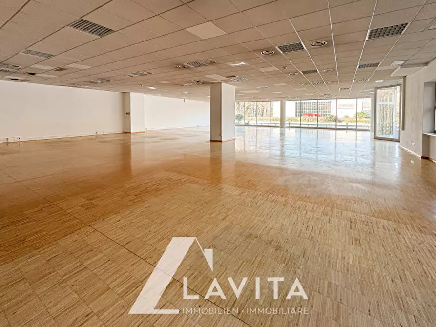 Immagine 6 di Attività commerciale in vendita  in Gewerbegebiet Nord - Zona Artigianale Nord a Ora .Auer.