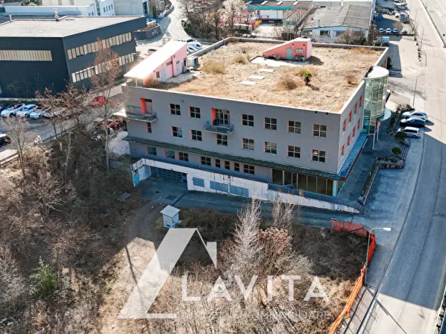 Immagine 9 di Attività commerciale in vendita  in Gewerbegebiet Nord - Zona Artigianale Nord a Ora .Auer.