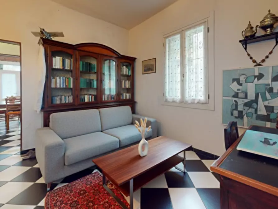 Immagine 7 di Casa trifamiliare in vendita  in Via Nino Bixio a Vicenza