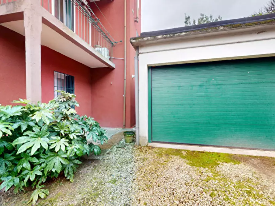 Immagine 10 di Casa trifamiliare in vendita  in Via Nino Bixio a Vicenza