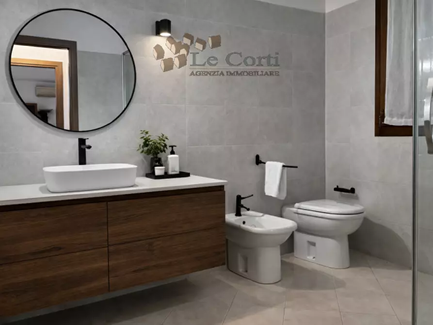 Immagine 2 di Appartamento in vendita  a Lonigo