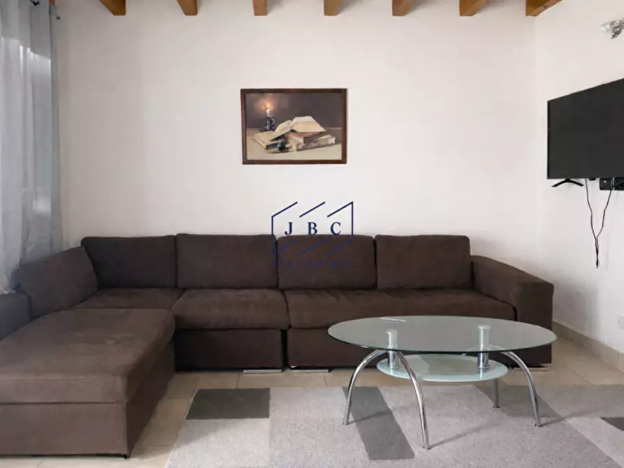 Immagine 3 di Rustico / casale in vendita  a Fontanelle