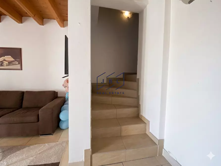 Immagine 4 di Rustico / casale in vendita  a Fontanelle