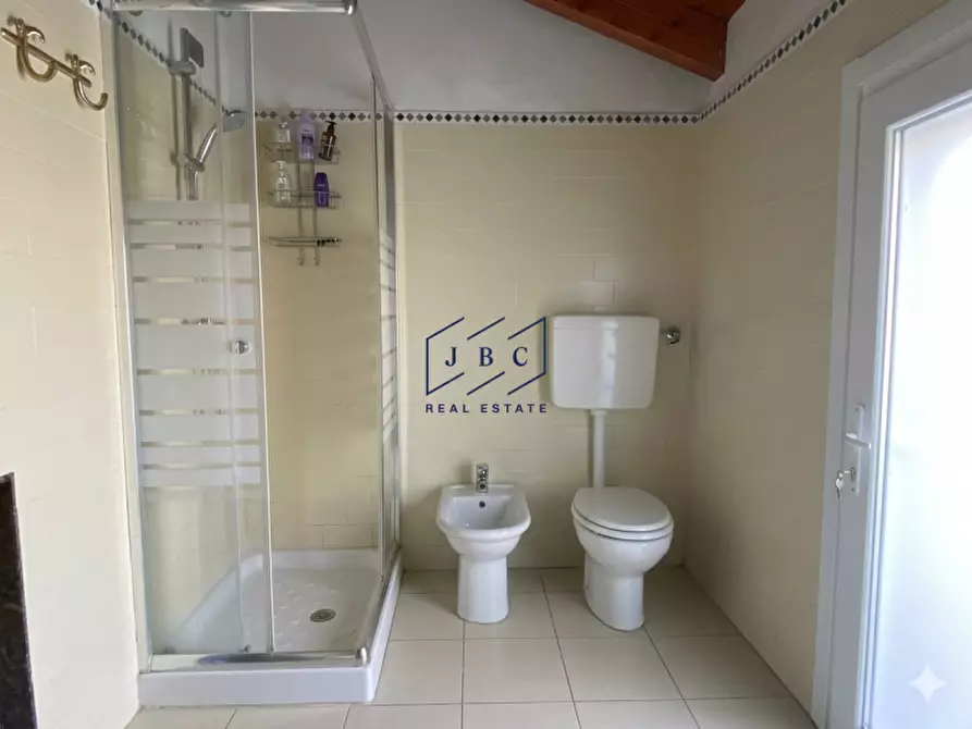 Immagine 7 di Rustico / casale in vendita  a Fontanelle