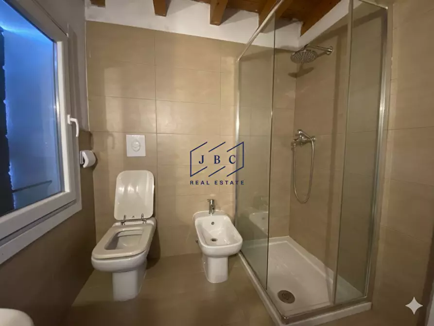 Immagine 12 di Rustico / casale in vendita  a Fontanelle