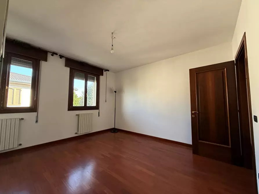 Immagine 14 di Appartamento in vendita  in Via Otto Marzo a Campolongo Maggiore