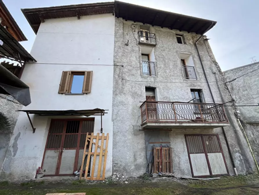 Immagine 26 di Casa bifamiliare in vendita  in Via Roma a Lovero